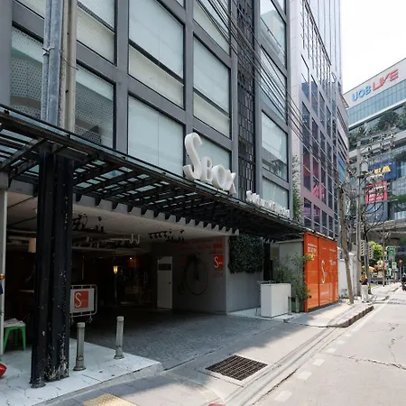 S Box Sukhumvit Hotel