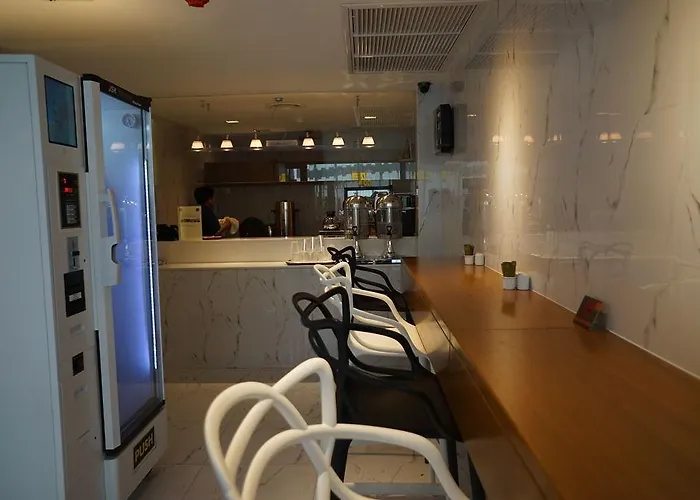 素坤逸艾斯鲍克斯酒店 - Sha Extra 3*