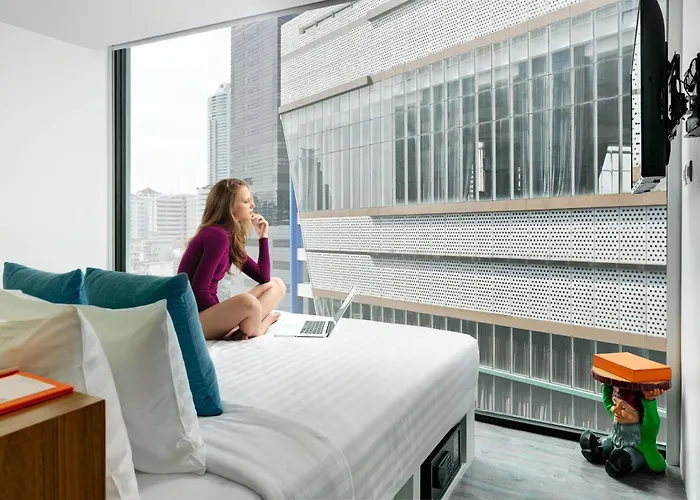 Hotel S Box Sukhumvit 3*