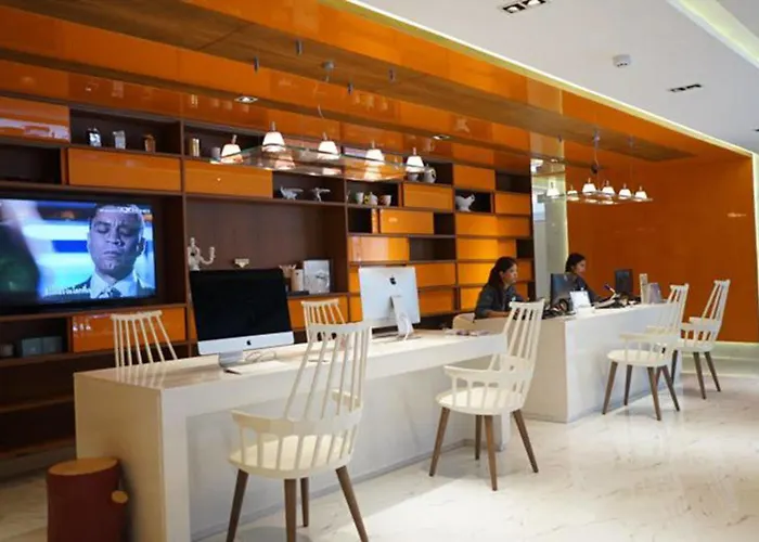 S Box Sukhumvit