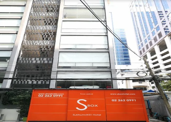S Box Sukhumvit Hotel 3*