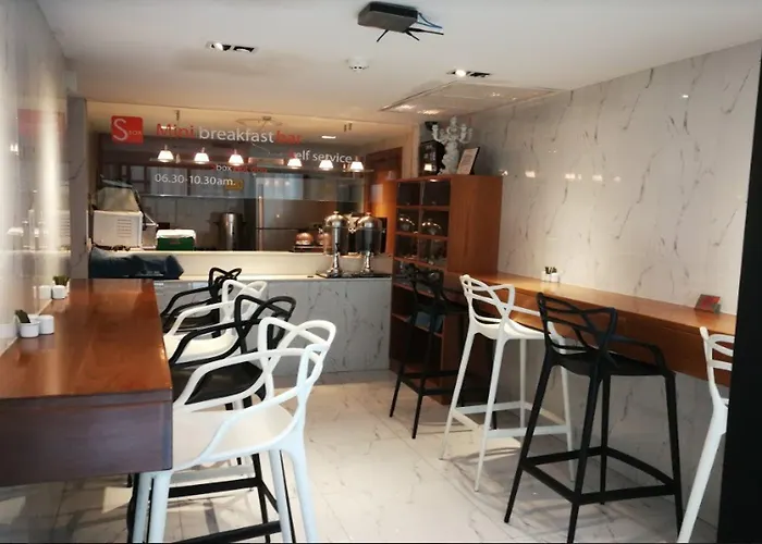 S Box Sukhumvit Hotel 3*